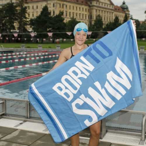 Born To Swim Microfibre Osuška Velké Logo Barva: Světle Modrá